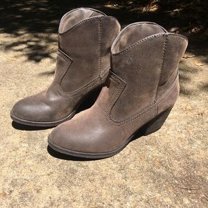 Rocket Dog Brown Suede Booties Size 7